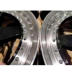 Set of JR6 18x8,5 ET22 5x114,3/120 Gloss Black w/Machined Lip