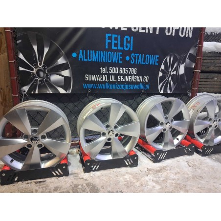 4x felgi R17 5x112