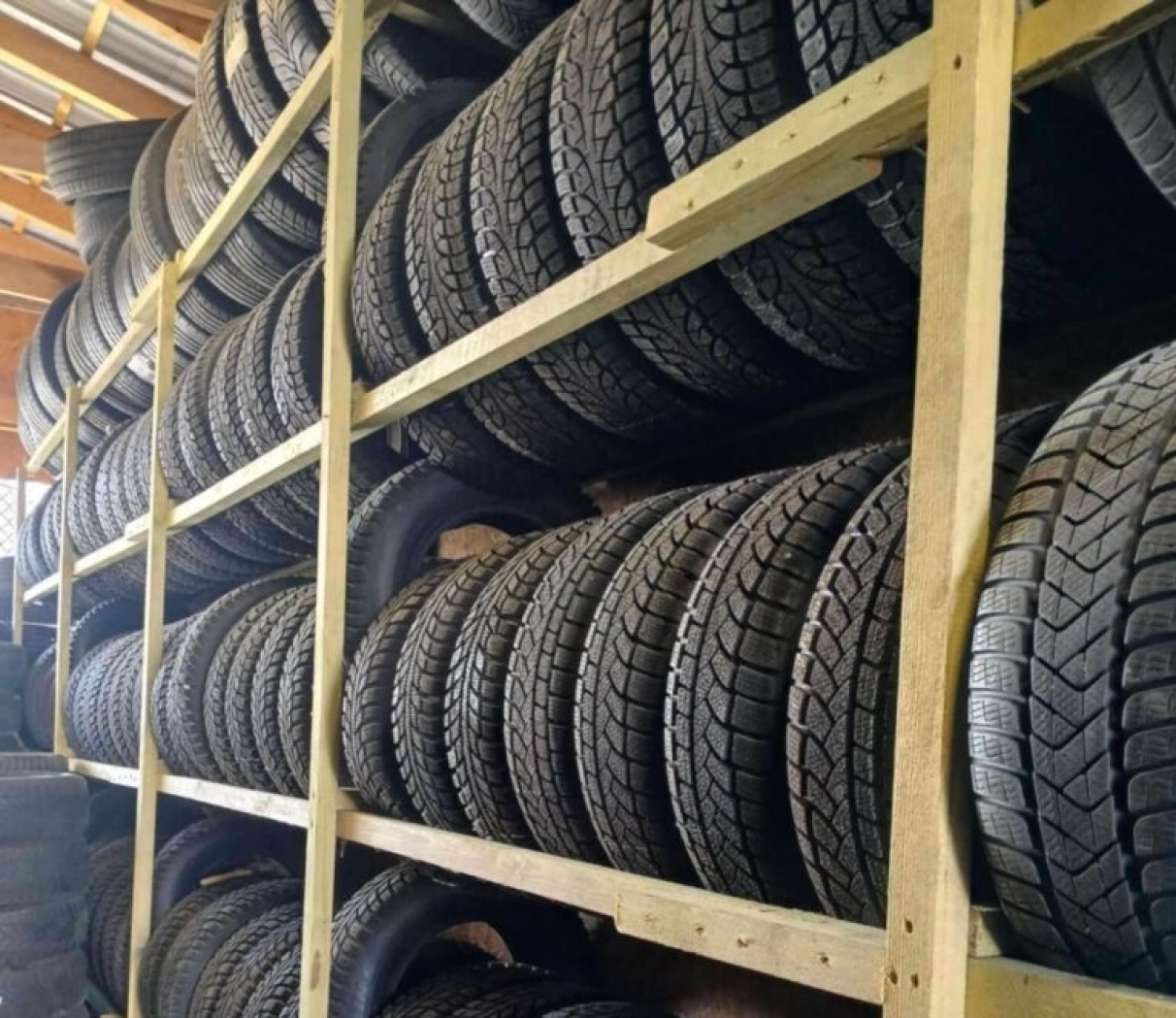 Wymiana opon w samochodzie. Kiedy i jak wymienić?